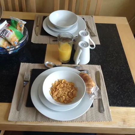 Chapel Allerton Guest house *